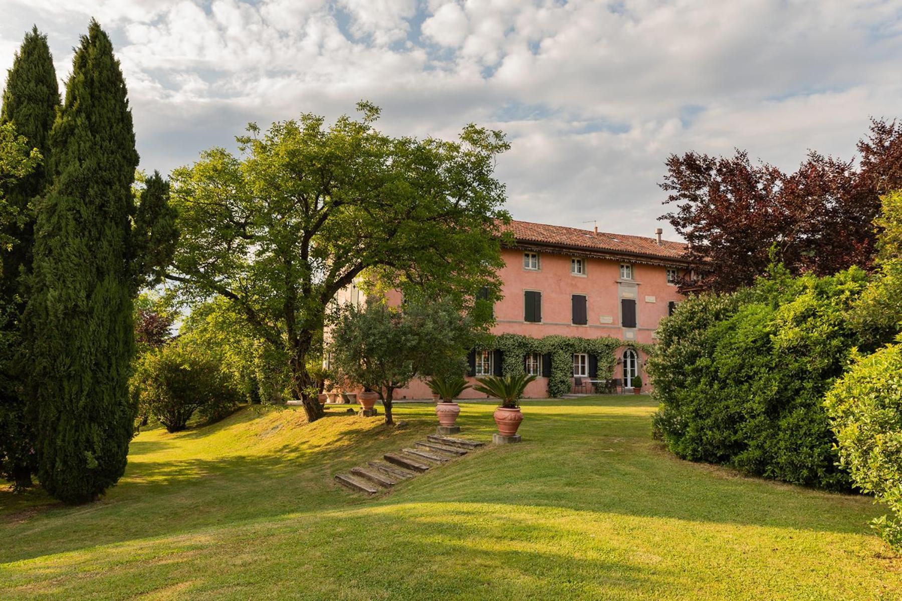 Tenuta Perusini Corno di Rosazzo Buitenkant foto